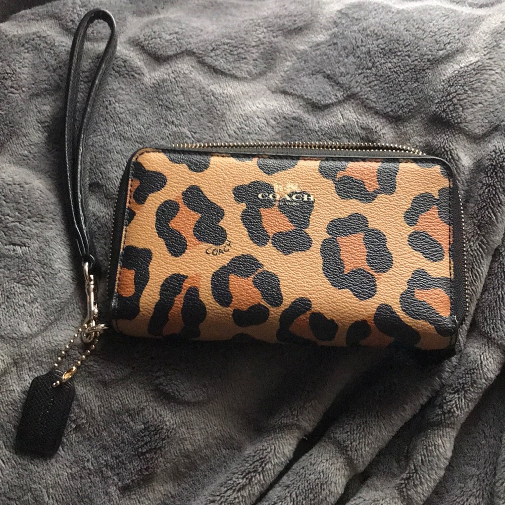 Coach Wristlet. Like new